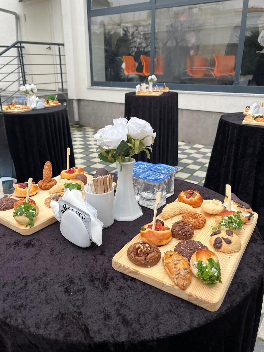 Banvit kıdem atlama ödül töreni catering sunumu